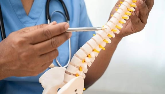 Spina Bifida Nedir? Belirtileri, Nedenleri ve Tedavi Yöntemleri
