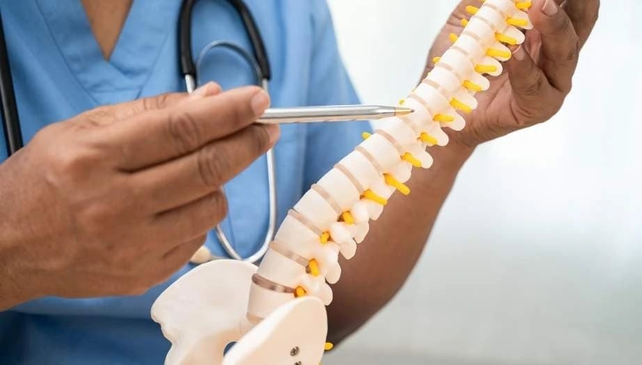 Spina Bifida Nedir? Belirtileri, Nedenleri ve Tedavi Yöntemleri