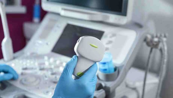 check-up’ta ultrason, check-up ultrason, ultrason ne zaman istenir, karın ultrasonu, tiroid ultrasonu, meme ultrasonu, check-up testleri, sağlık taraması, happ health