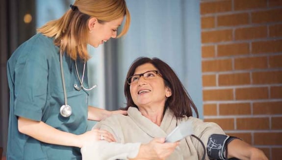 evde sağlık, evde bakım, hasta bakımı, yaşlı bakımı, evde doktor, evde hemşire hizmetleri, sağlık hizmetleri