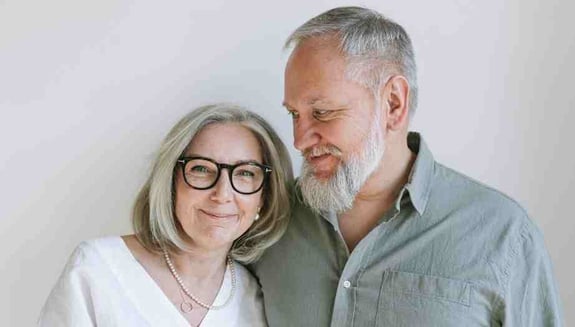 50 yaş sonrası check-up, sağlıklı yaşlanma, rutin sağlık kontrolleri, 50 yaş kan testleri, kanser taramaları, kemik yoğunluğu ölçümü, kardiyolojik kontroller, happ health