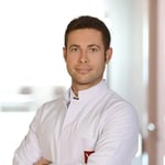 Op.Dr. Arda Berkan Sezgiç