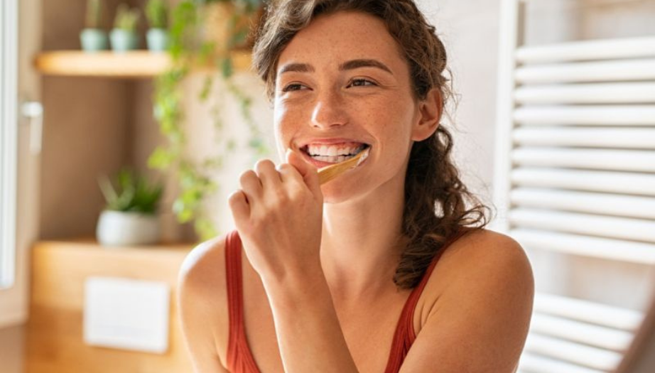 diş kireçlenmesi, doğal diş bakımı, ağız sağlığı, diş hassasiyeti, elma sirkesi, ağız gargarası, diş sağlığı, diş macunu, diş tedavisi, diş bakımı