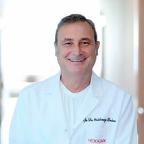 Op.Dr. Yıldıray Bekar