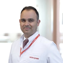 Doç.Dr. Nazmi Özer