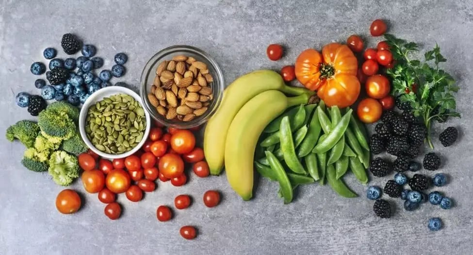 antioksidan, antioksidan nedir, antioksidan faydaları, serbest radikal, oksidatif stres, antioksidan besinler, cilt sağlığı, yaşlanma karşıtı, vitaminler, takviye, E vitamini, C vitamini, flavonoid, polifenol, antioksidan takviyesi, bağışıklık, kanserden korunma, hücre sağlığı, sağlıklı yaşam, doğal antioksidanlar