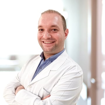 Op.Dr. Ömer Seyfullah Hasıripi