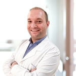 Op.Dr. Ömer Seyfullah Hasıripi