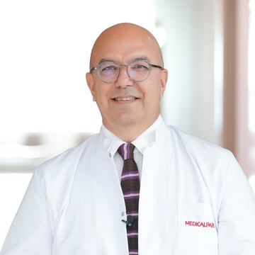 Op.Dr. Erkan Özer