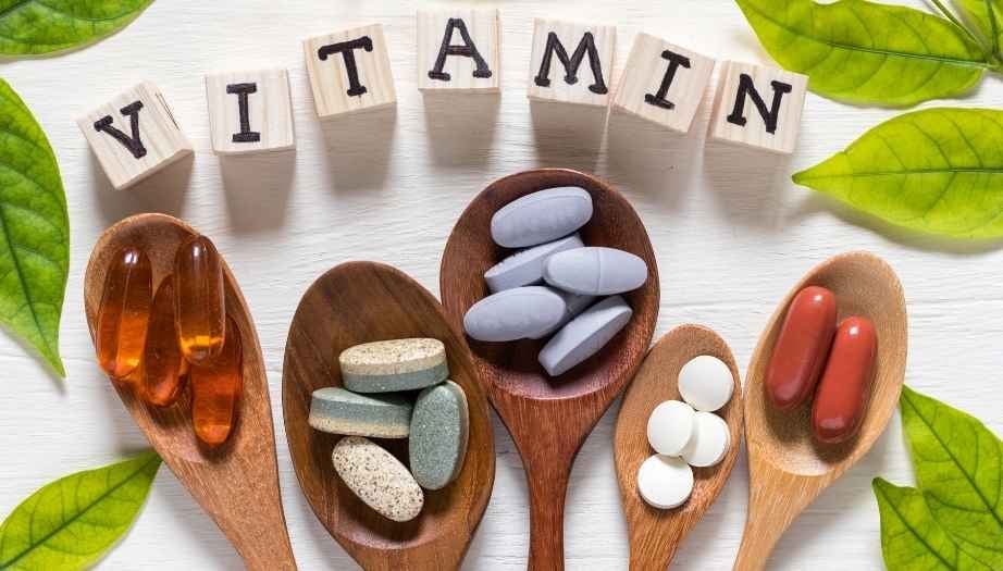 B12, D Vitamini Ve Demir İlişkisi: Altın Üçlü Sinerjisi 