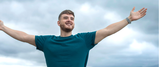 LIV STANDART ERKEĞİ