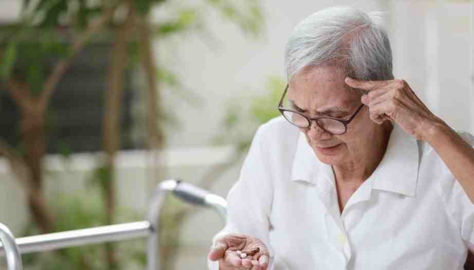 Alzheimer Hastalarına Evde Bakım Nasıl Sağlanır?
