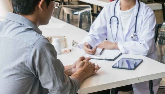 demir eksikliği, kansızlık, anemi, demir eksikliği için hangi bölüme gidilir, demir eksikliği için hangi doktora gidilir, kansızlık için hangi bölüme gidilir, anemiye hangi bölüm bakar, ferritin düşüklüğü, ferritin düşüklüğü için hangi doktor, hemoglobin düşüklüğü, düşük hemoglobin hangi bölüm, dahiliye, iç hastalıkları, hematoloji, demir eksikliği anemisi, demir eksikliği belirtileri, demir eksikliği nedenleri, ferritin testi, hemogram, demir bağlama kapasitesi, transferrin satürasyonu, yoğun adet kanaması, gebelikte demir eksikliği, çocuklarda demir eksikliği, online iç hastalıkları, online doktor, happ health