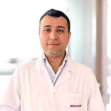 Op.Dr. Taha Sönmez