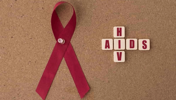 HIV nedir, HIV belirtileri, HIV nasıl bulaşır, HIV tedavisi, HIV önleme yolları, AIDS ve HIV farkı, HIV testleri, HIV korunma yöntemleri, antiretroviral tedavi, bağışıklık sistemi hastalıkları, güvenli cinsel ilişki, HIV enfeksiyonu