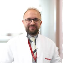 Op.Dr. Erhan Yavuz