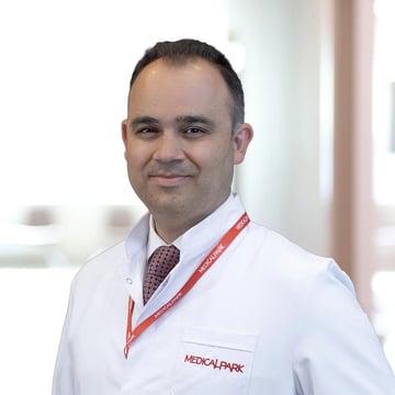 Doç.Dr. Nazmi Özer