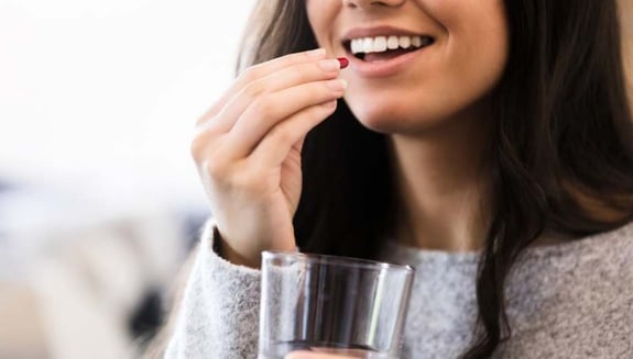 vitamin eksikliği, vitamin eksikliği belirtileri, vitamin eksikliği neden olur, b12 eksikliği, d vitamini eksikliği, demir ve vitamin eksikliği, halsizlik neden olur, check-up, happ health