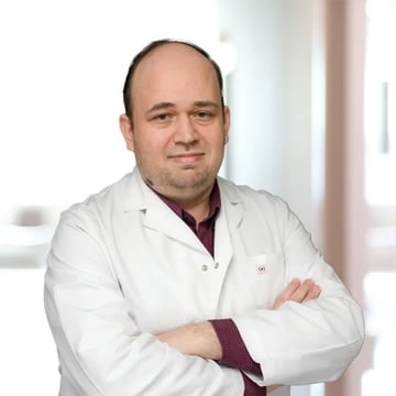 Uzm.Dr. Mitat Cebeci
