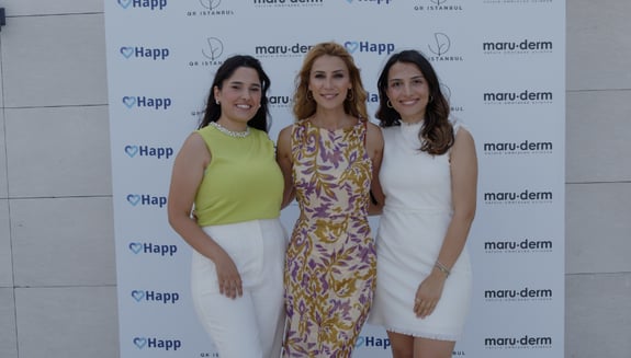 فعالية مليئة بالصحة والعناية بالبشرة والحركة في مضيق إسطنبول من Happ Health وMaruderm