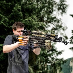 Man Kung XB-58 Kraken Crossbow 200 Lb Forest + Soft Case