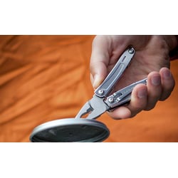 Leatherman Wingman Multi-Tool with Nylon Sheath
