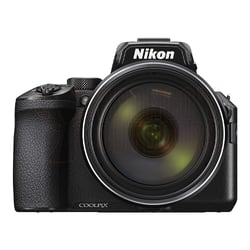 Nikon COOLPIX P950 83x Super Zoom Camera + Element MII Aluminium Tripod + Adventura TLZ 30 II Camera Bag + SanDisk Extreme 64GB SDXC Card