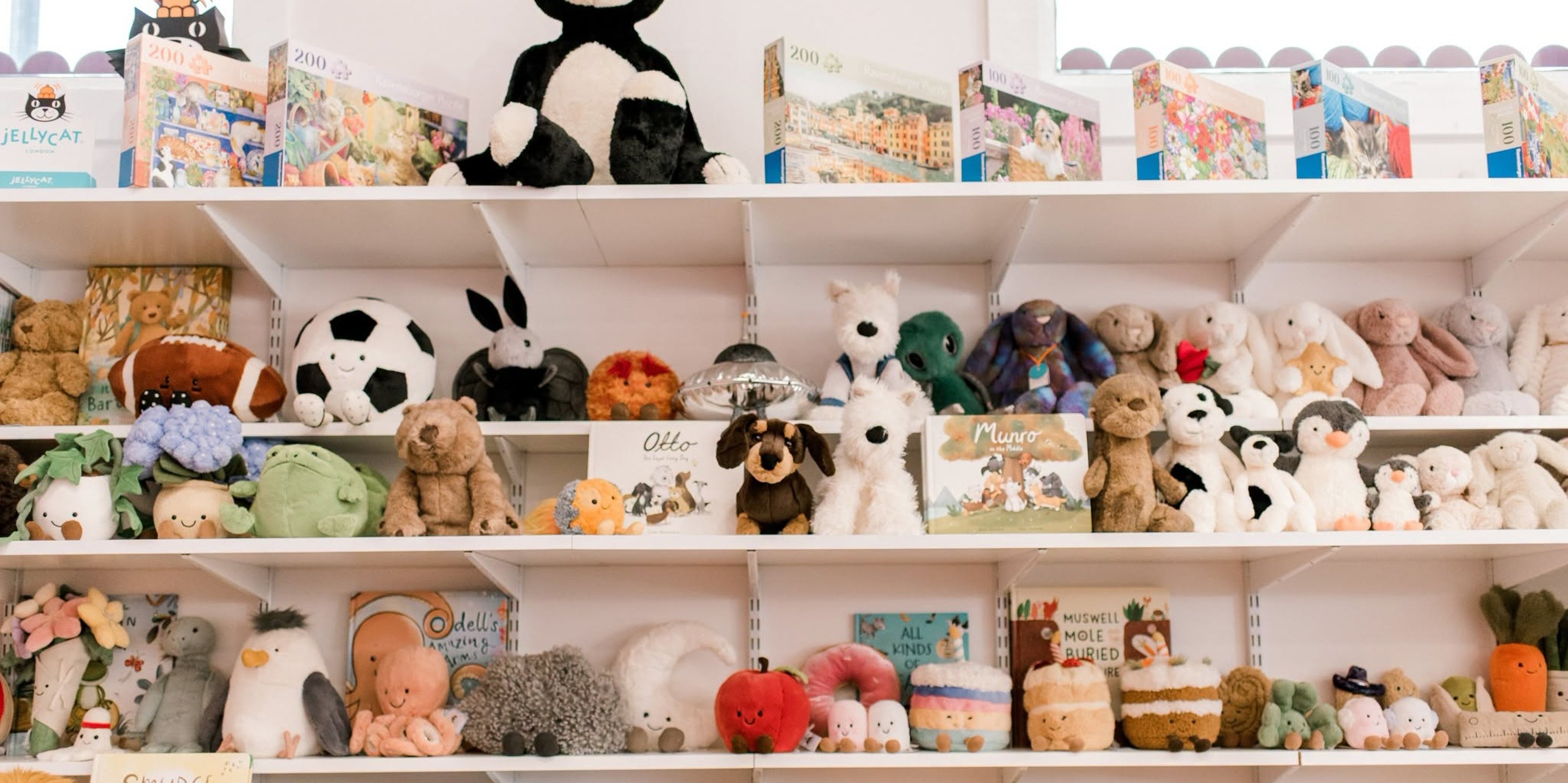 Image for White Pumpkin Boutique