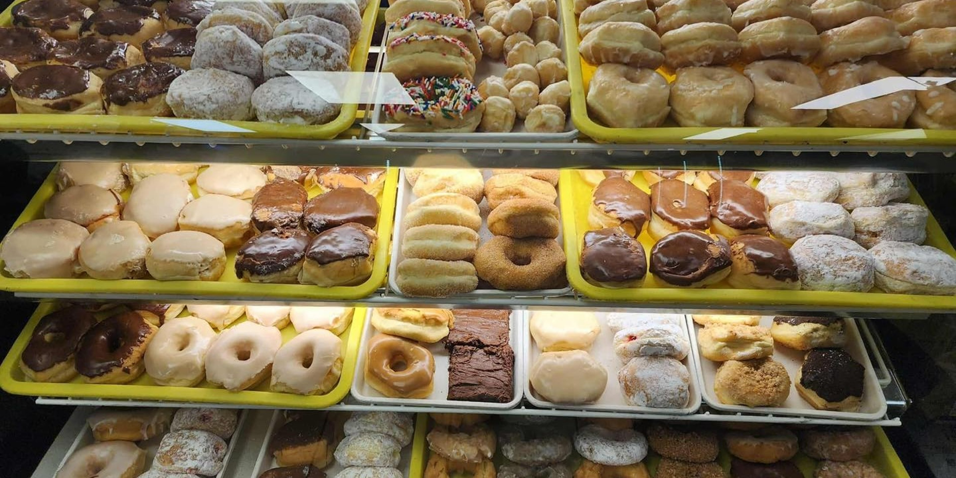 Image for Lonnie's Restaurant & Bakery