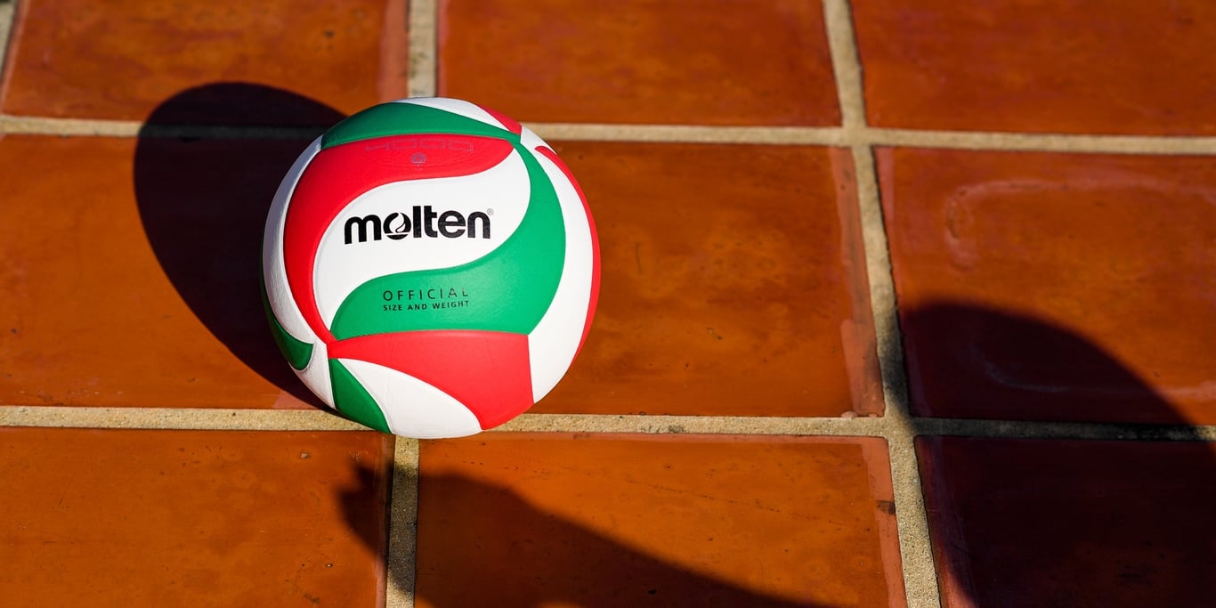 molten lava air max 720