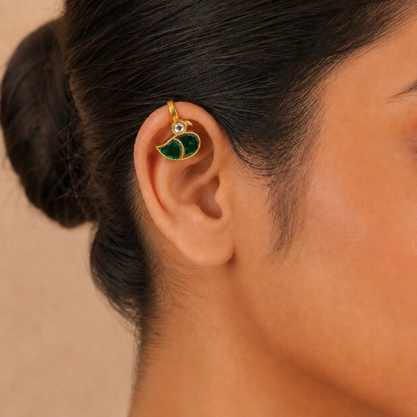 Gungun Traditional Bird Pachhi Kundan Bugadi Ear Cuff