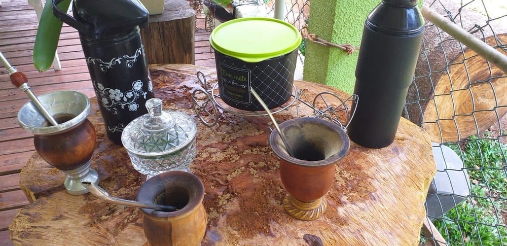 CAFÉ DA TARDE E TRILHA CACHOEIRA ENCANTADA