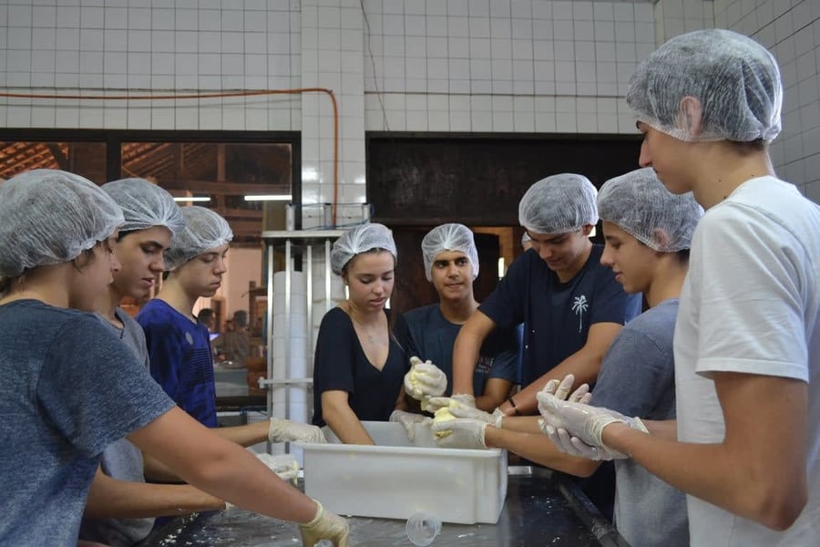 FAZENDA ATALAIA: Oficina de produção de Queijo Frescal 