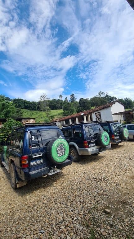 Passeio de Jipe 4 x 4 - Alto da Serra