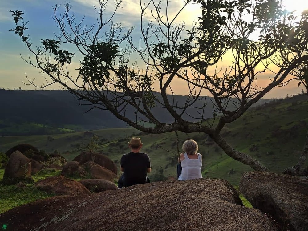 POR DO SOL NAS PEDRAS DA MANTIQUEIRA - Segunda Edição