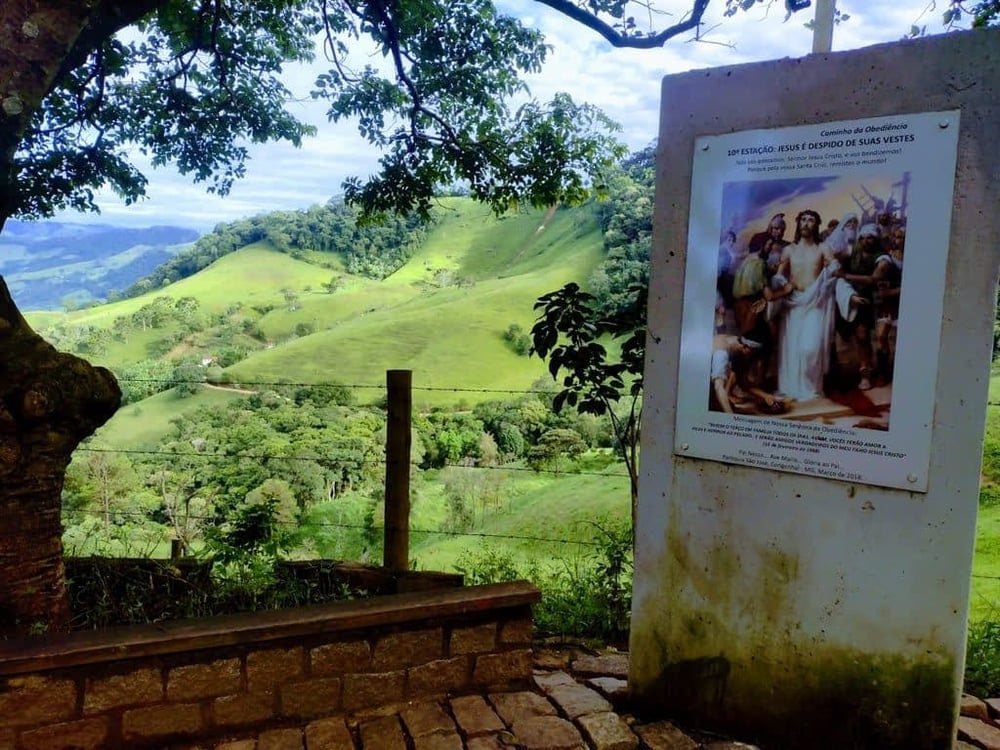 Caminho Beata Nhá Chica