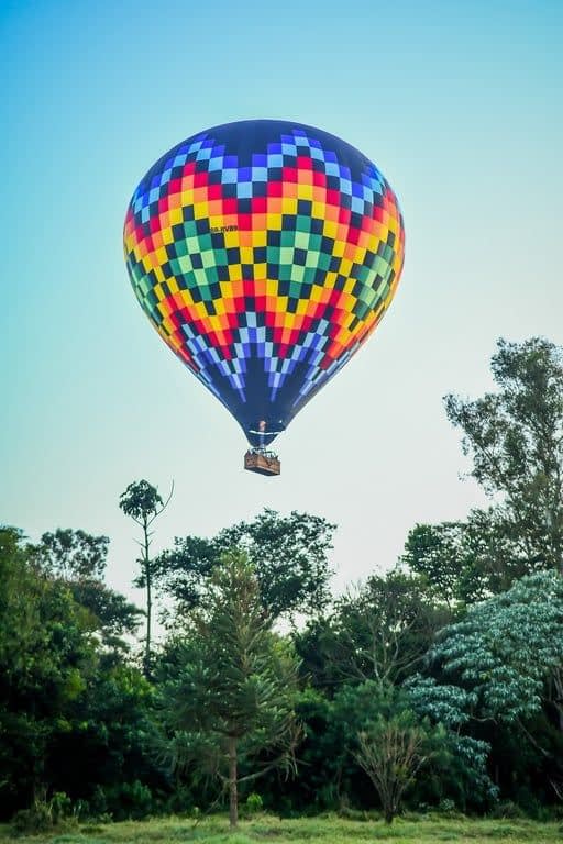  VOO DE BALÃO SOBRE OS VALES DA SERRA DA MANTIQUEIRA 