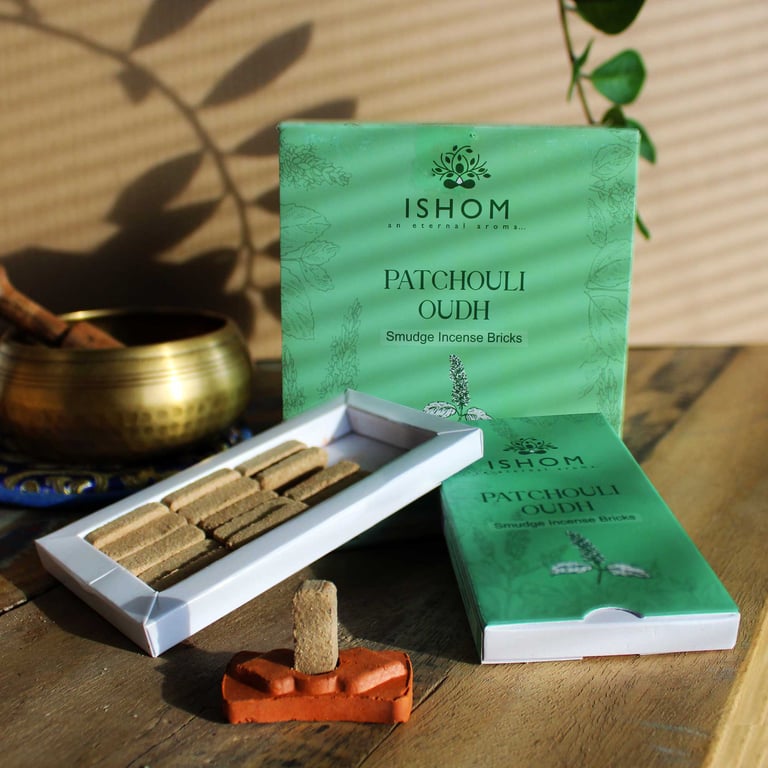 Natural Patchouli Incense Smudge Kit - 15 Bricks & Burner for Home Aromatherapy