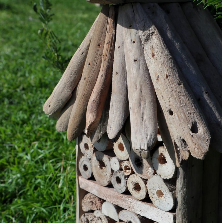 Bee & Insect Highrise Driftwood Box - Attractive Habitat for Pollinators