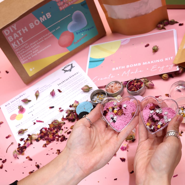 Bath Bomb Kit - Refreshing Pink Lemonade & Citrus Blast Aromas