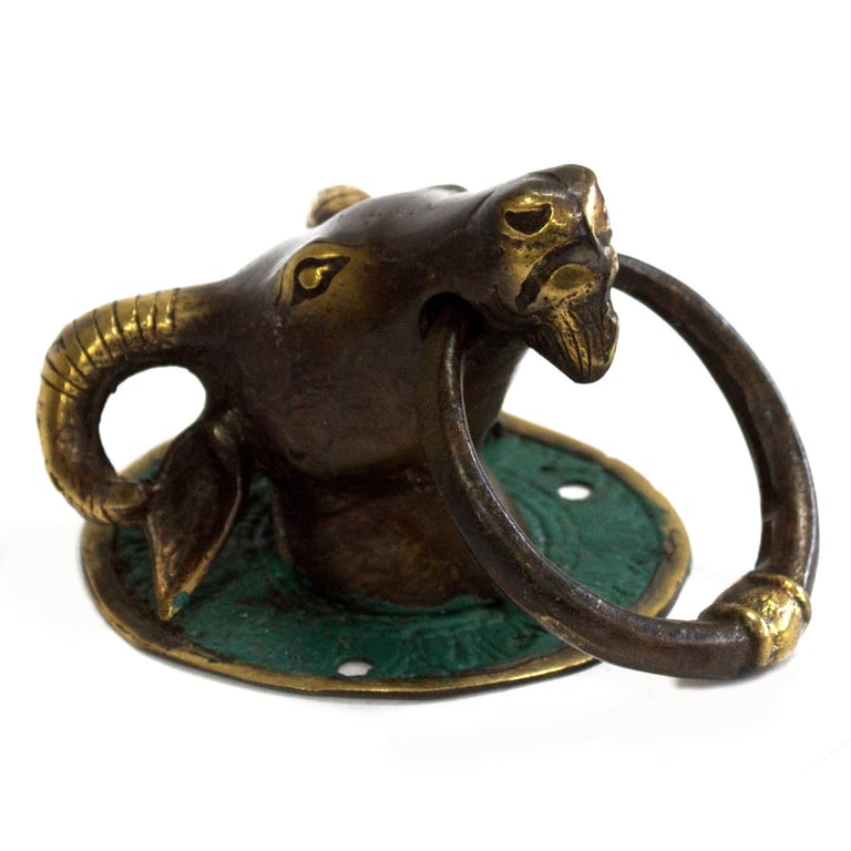 Brass Rams Head Door Knocker - Decorative & Durable Design