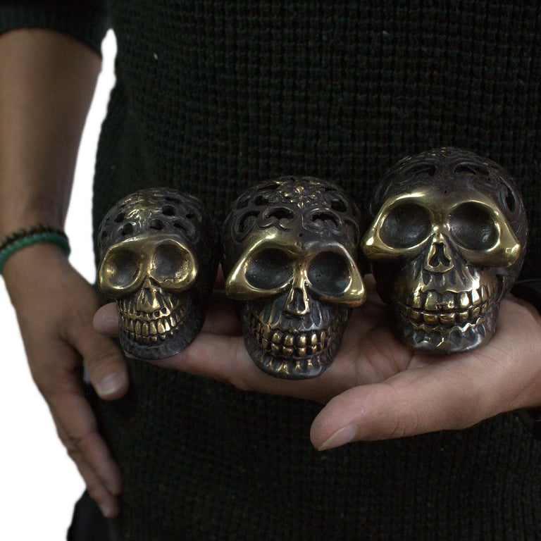 Vintage Brass Small Skull Decoration - Unique Decorative Accent