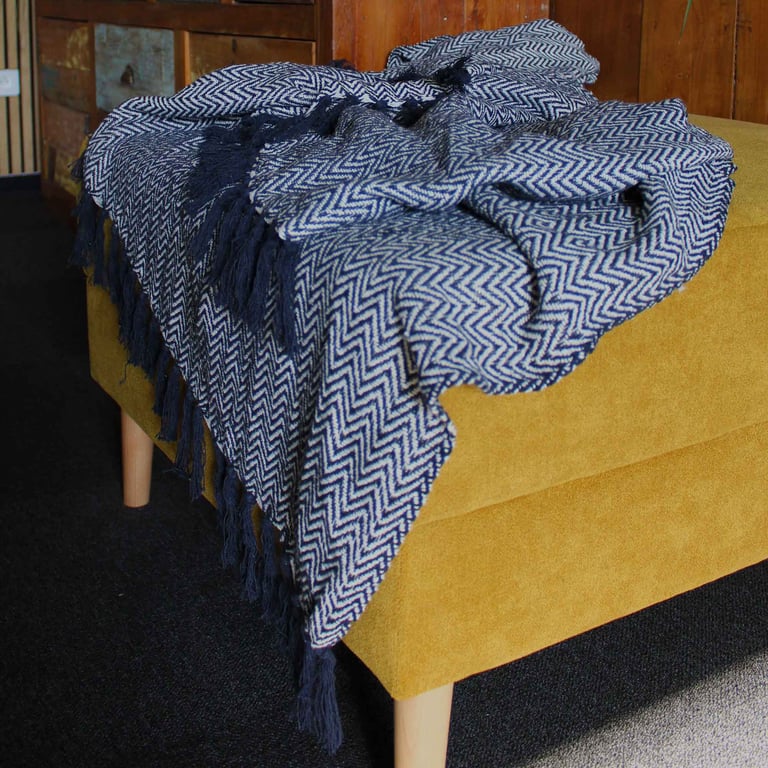 125x150cm Navy Zigzag Bohemian Comfort Throw (Boho)