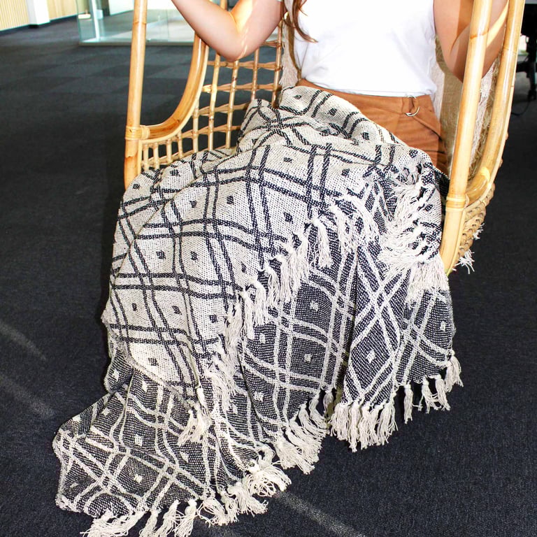 125x150cm Boho Comfort Throw - Black & Beige Regency (Boho Home)