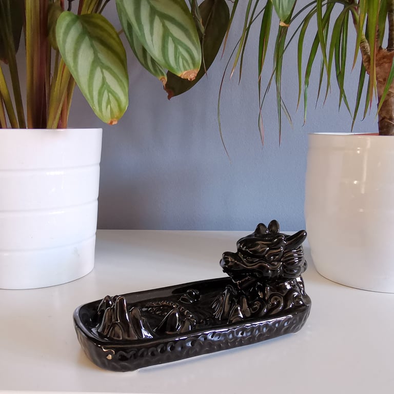 Dragon Mountain Backflow Incense Burner - Handcrafted Oriental Sculpture