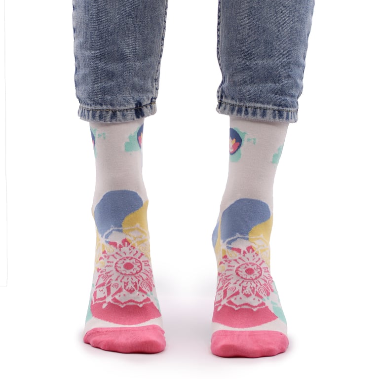 Hop Hare Bamboo Socks - Meditation Support with Stress Relief and Softness