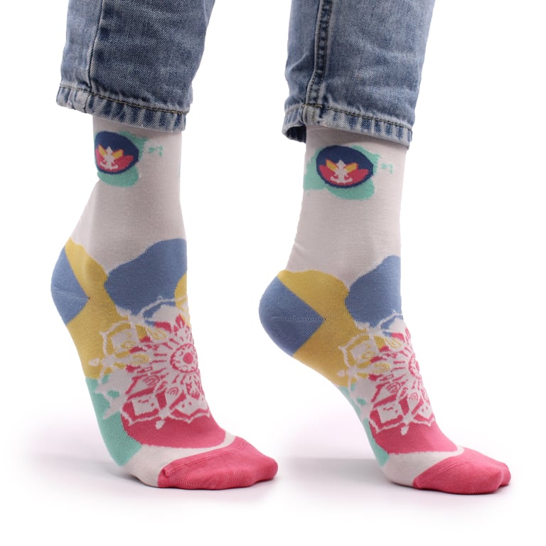 Hop Hare Bamboo Socks - Meditation Support with Stress Relief and Softness