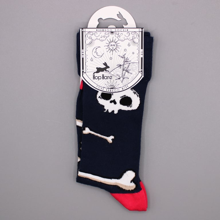 Hop Hare Bamboo Socks - Medium Size, Soft and Breathable Skulls and Bones Patterned Footwear for Men