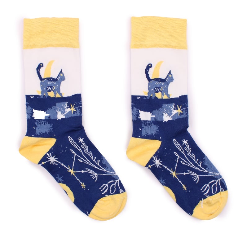 Hop Hare Bamboo Socks - Midnight Cat Design, Medium to Large Size, Soft Bamboo Fiber Construction