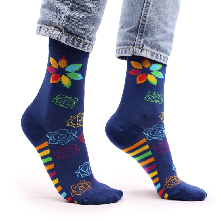 Bamboo Socks Rainbow Chakra Eco-Friendly Women s Hop Hare Socks Size M/L